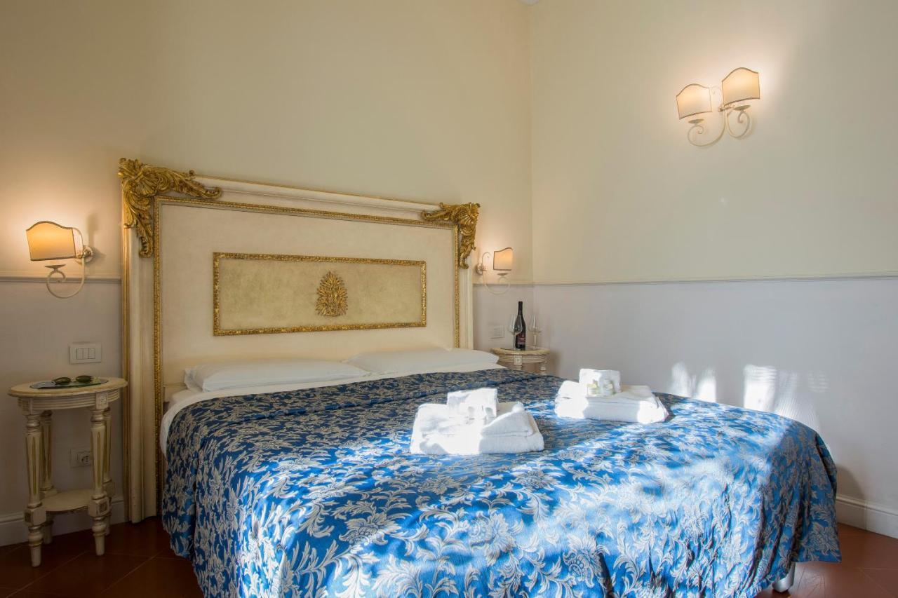 Double or Twin Room Garden View